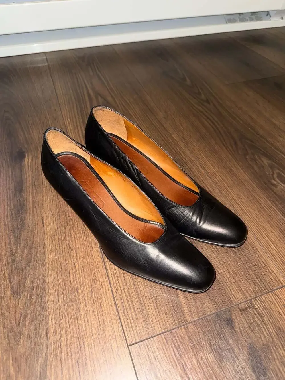 Coach Vintage Made in Italy Black Leather Low Heel Pumps